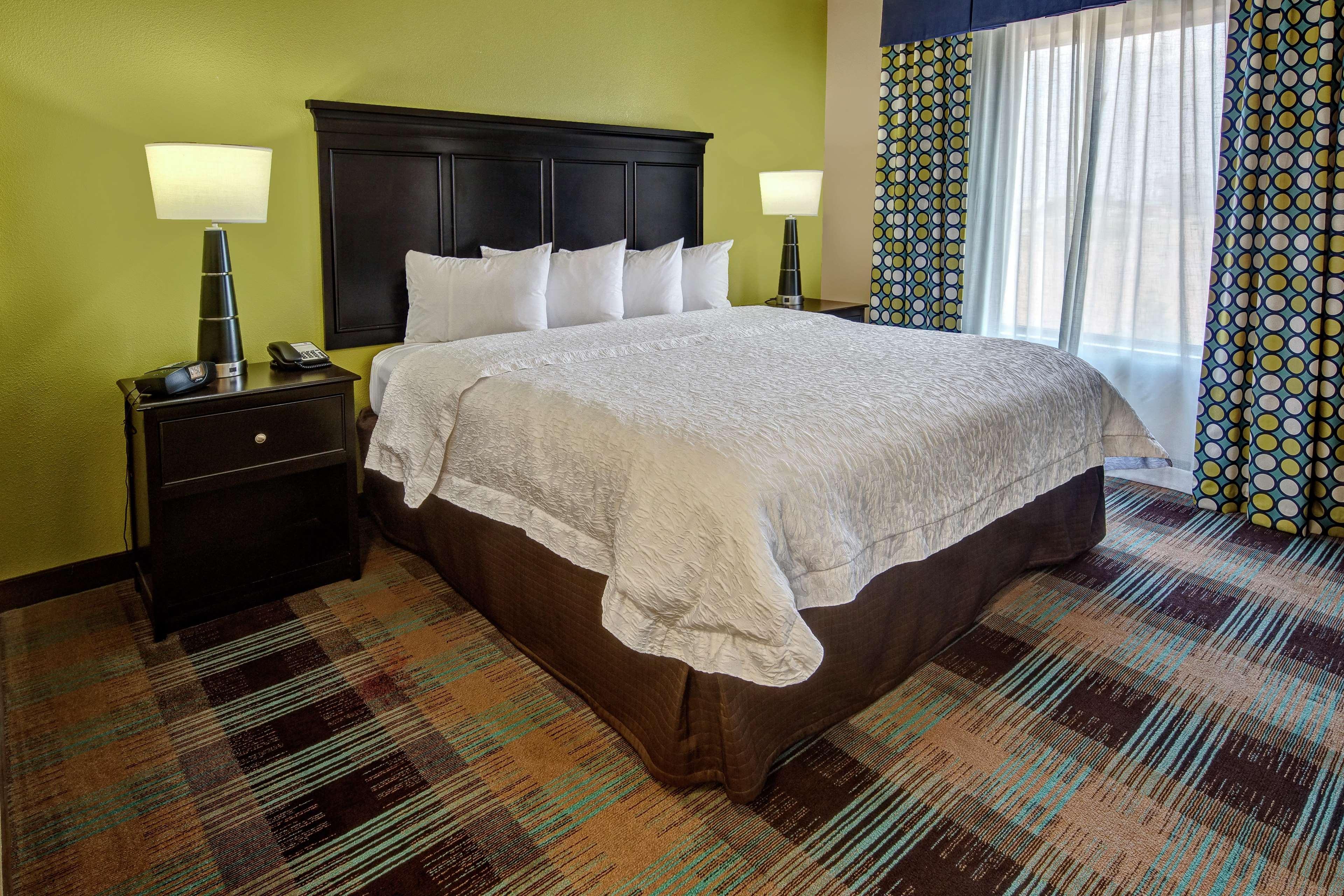 Hampton Inn & Suites Кларксвилл Экстерьер фото
